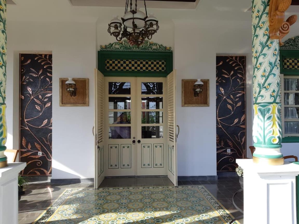 Rumah Jawa Guest House Yogyakarta Exterior photo